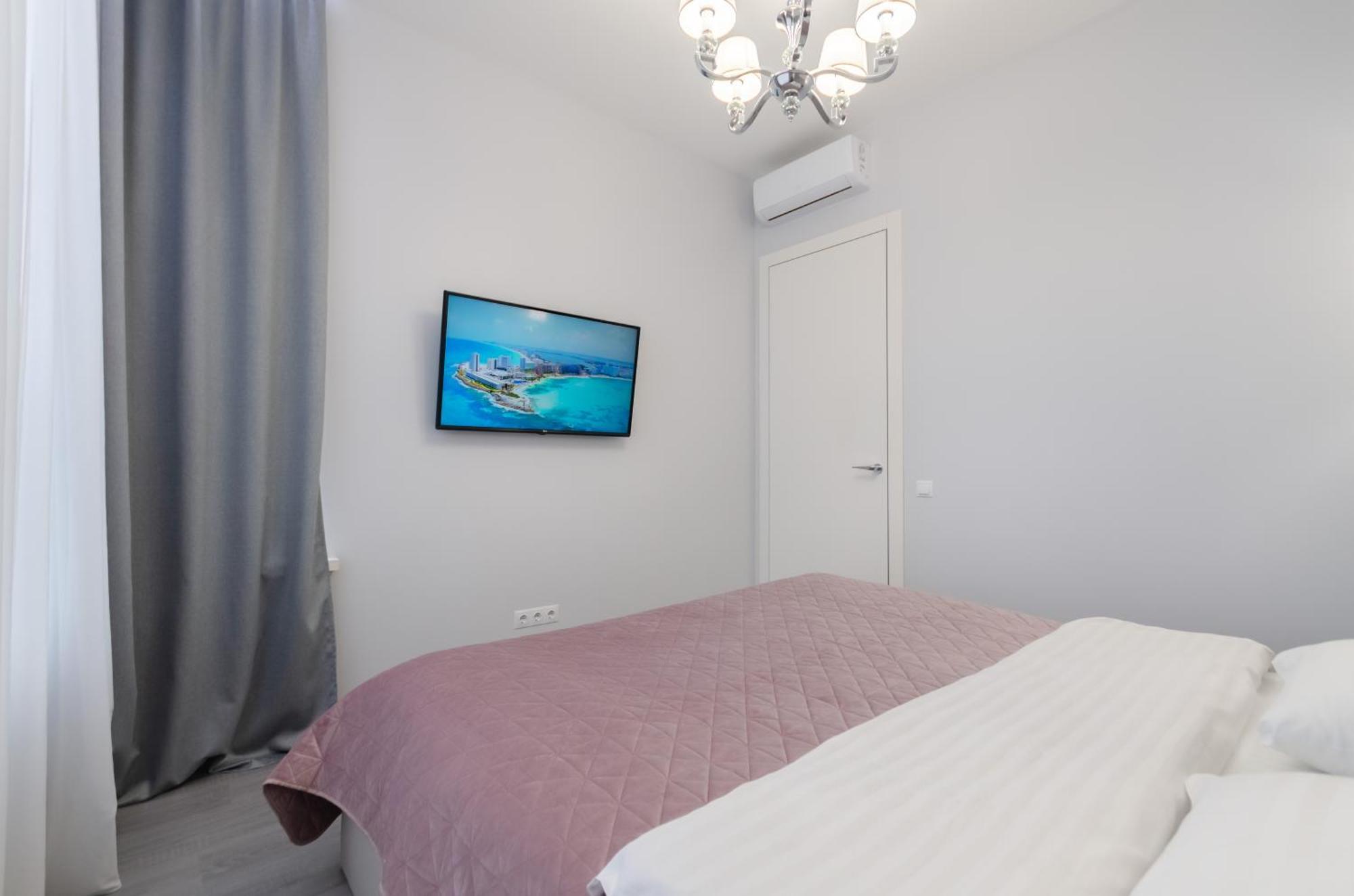 Petrovdom 408-467-471-277-377 In Central Park Cozy Apartments Kiev Bagian luar foto